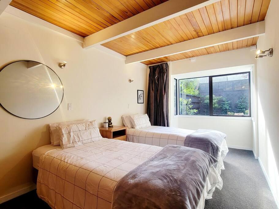 Hagley Park Townhouse Villa Christchurch Exterior photo